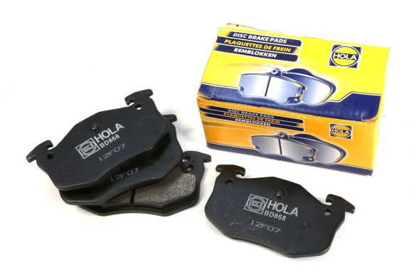 Колодка торм.задняя диск.RENAULT Symbol, Clio I/II, Megane I, 11, 19, 9; PEUGEOT 206,HOLA BD868