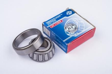 Подшипник ступицы переднего колеса Ваз-2101-2107 наружний  AT 11949